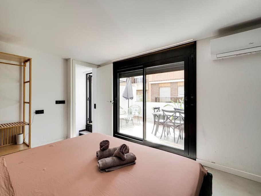 Townhouse With Private Terrace And 4 Bedrooms L'Hospitalet de Llobregat Exterior foto